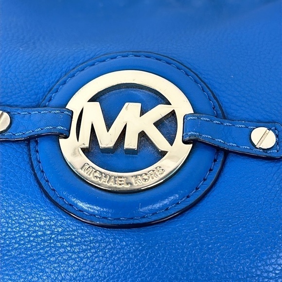 MICHAEL KORS
Stockard Medium Handbag - Picture 7 of 10